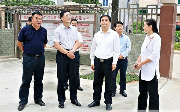 广州市委常委、组织部部长到增城区中新镇五联