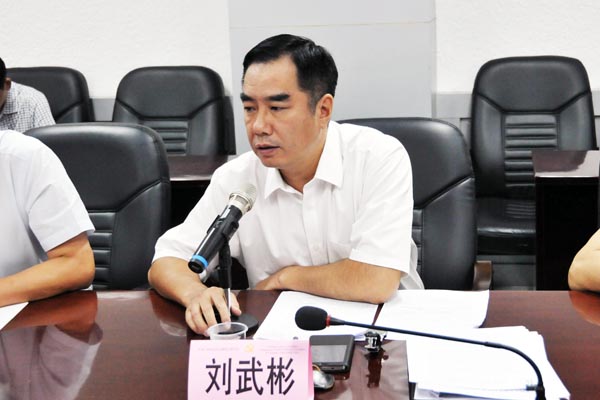 中国广州政府门户网站 - 天河区召开外籍人员管