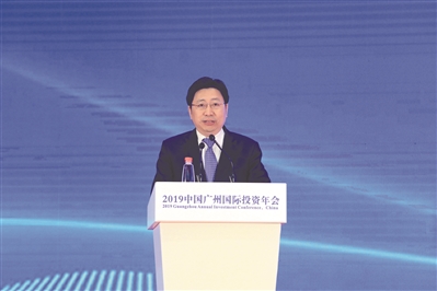 广州市历届市委、市政府大胆尝试、勇敢革新，将广州打造成为中国与世界、开放与创新的“超级连接器”。——谭炯