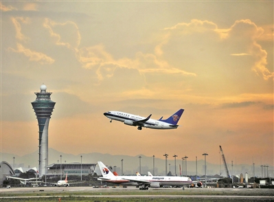 今年1－11月，广州白云国际机场完成旅客吞吐量6375.6万人次。