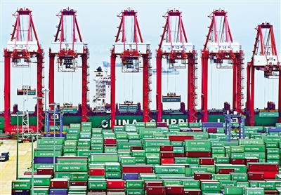 中国广州政府门户网站 - 广州港集装箱吞吐量突破2000万标准箱