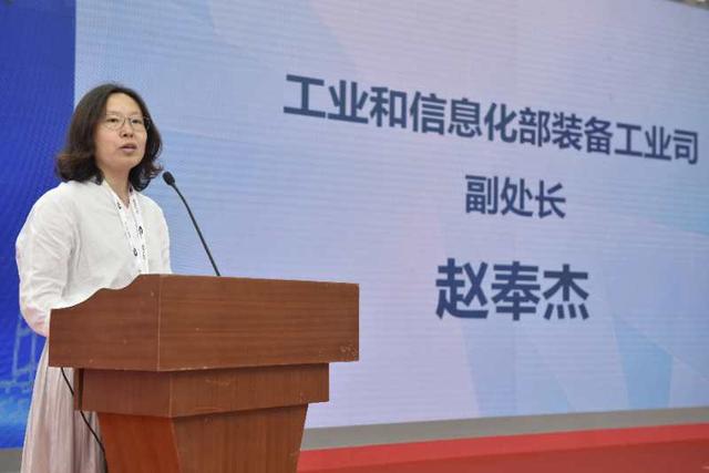 2018大湾区经济总量增长_粤港澳大湾区图片(3)