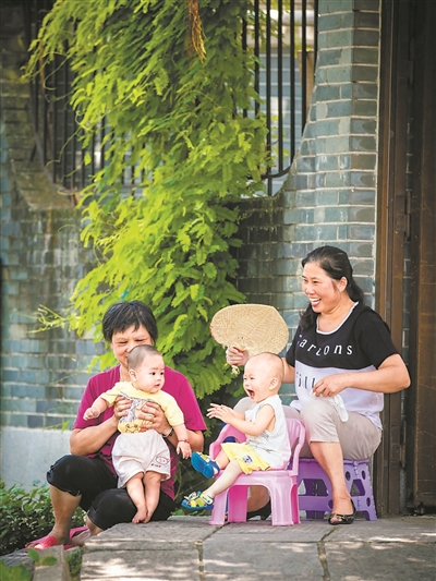 幸福是天蓝暖阳人欢乐