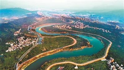 流溪河风景如画。