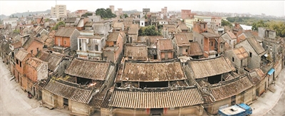 广角镜头下的瓜岭村古建筑群。