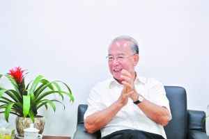 吴颖民