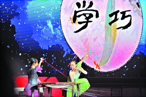 24日晚，2017广州乞巧文化节及文化惠民演出在珠村拉开帷幕。
