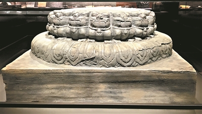 十六狮柱础石，是南汉石雕中的精品。