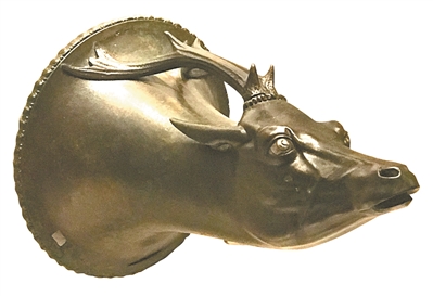 公元1世纪庞贝的鹿头造型青铜“来通杯”