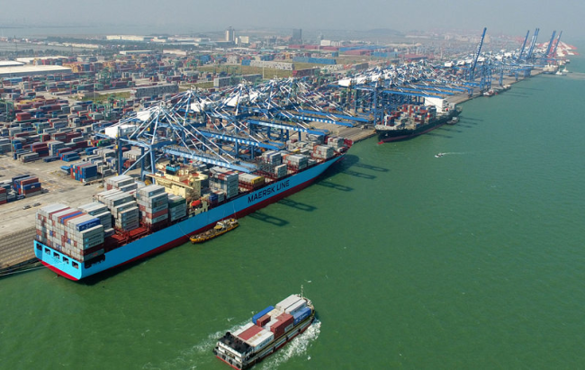 Guangzhou's container throughput is expected to exceed 23 million TEU in 2019