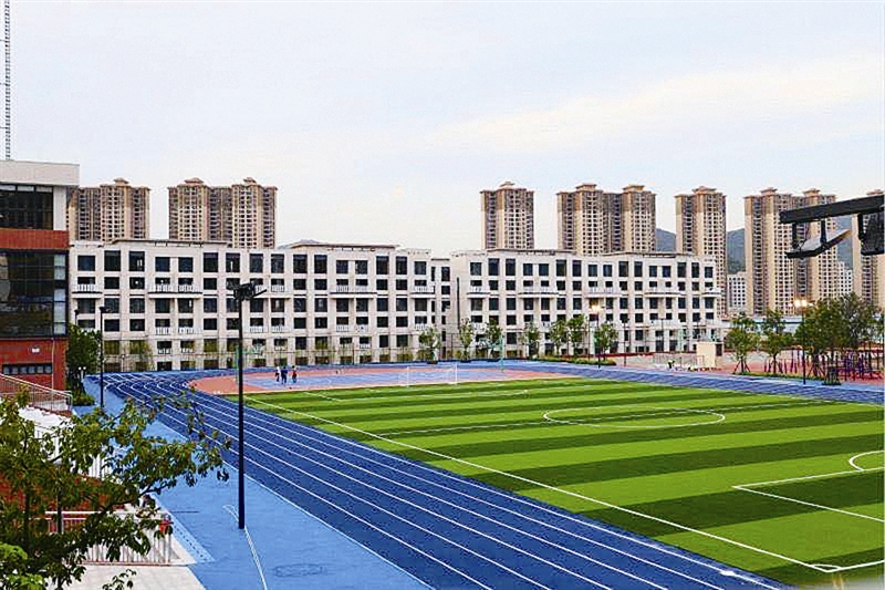 0824p1-3_b.jpg