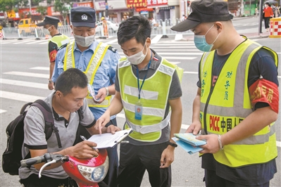 市人大代表聚焦中医药产业、公共体育场馆开放和电动自行车等话题