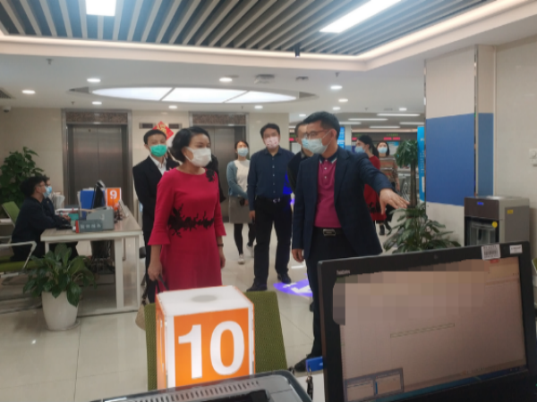 越秀区郭环常务副区长到区政务服务数据管理局进行节后走访调研 图片.jpg