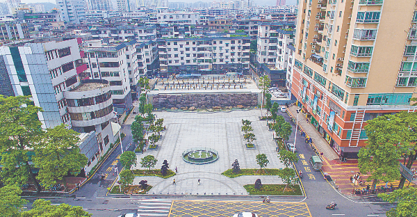 府前社区鼓楼济渡广场（资料图片）.jpg