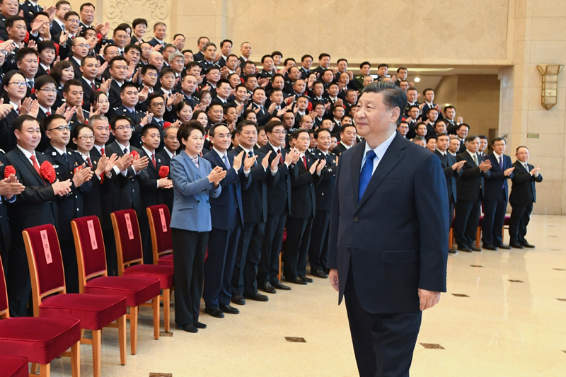 习近平会见全国扫黑除恶专项斗争总结表彰大会代表