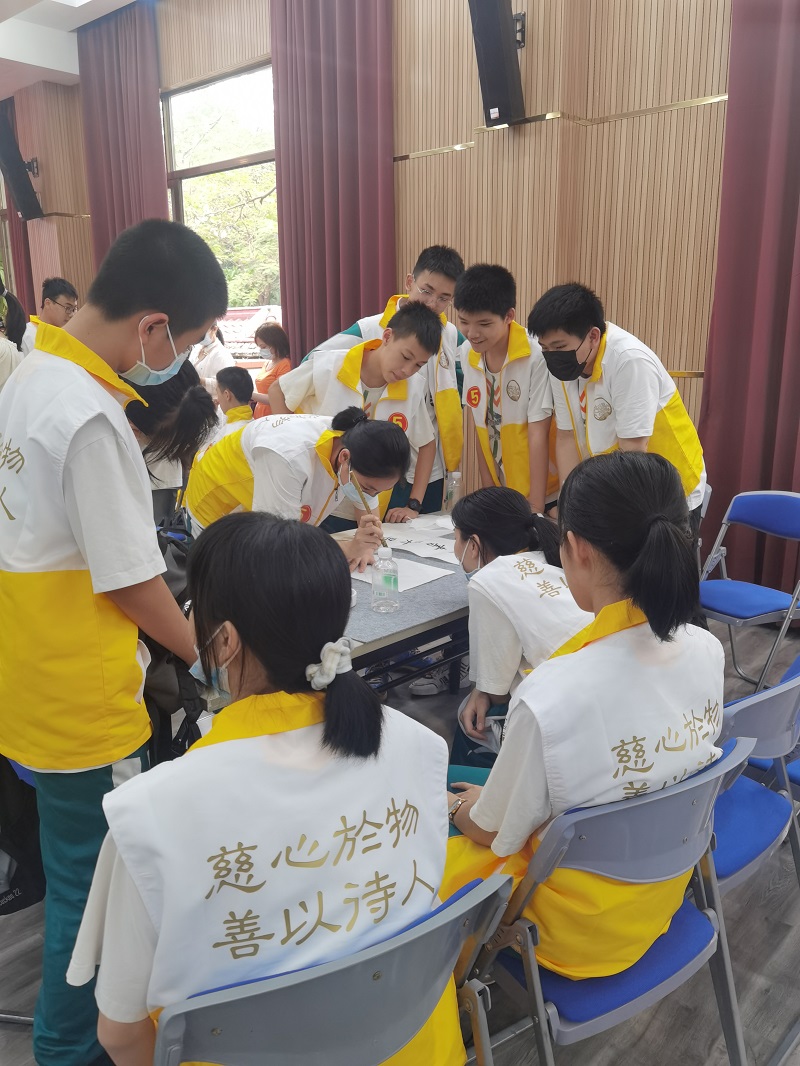 书写叶剑英诗词现场.jpg