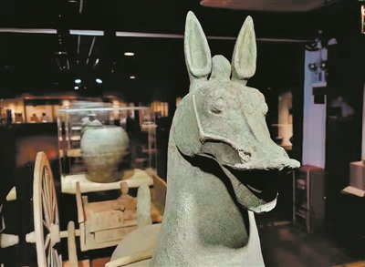 广州这座博物馆里有一套“最大”的汉代车马俑