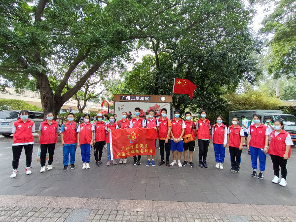五一期间，各景区积极组织开展文明旅游志愿服务活动1.jpg