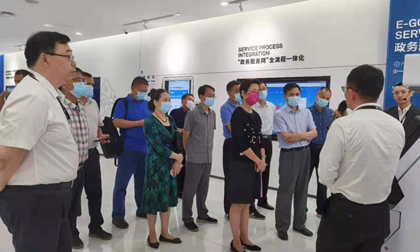 人大教科文卫委审议条例实施情况.jpg