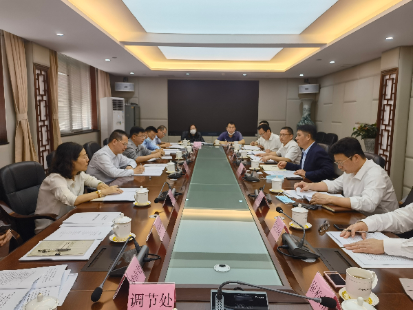 3月16日李海洲主任、周青峰副主任会见中铁广投李仲峰董事长一行.jpg