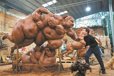 广州雕塑院院长许鸿飞：“肥女”雕刻着广州的多元多姿