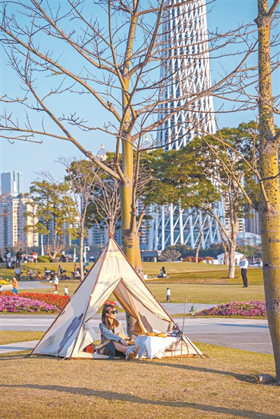 广州， 假日露营“热”不断升温2.jpg