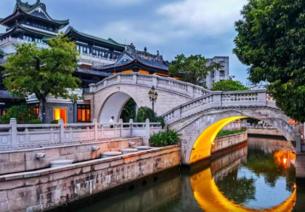 广州有个“月亮桥”，你去赏“月”打卡了吗？