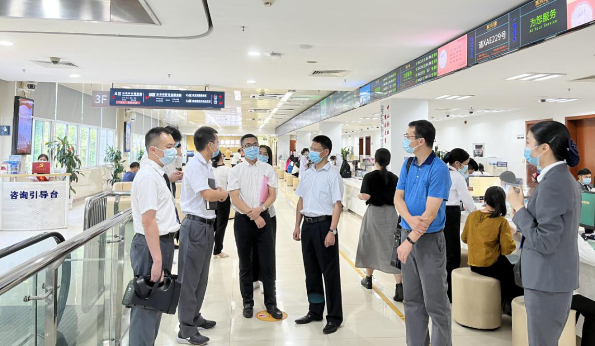 市政务服务数据管理局赴黄埔区开展基层政务服务便利化、政务服务大厅智慧化建设创新试点工作交流研讨1.png