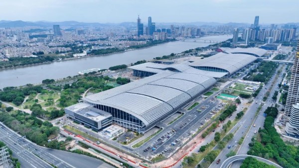 Canton Fair Complex Phase IV holds its 1st public exhibition