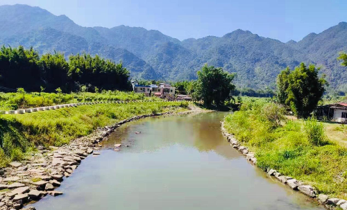 从化区牛栏河碧道建设，打造“河清岸绿、鱼翔浅底”的生态廊道.png