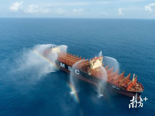 South China's largest container vessel delivered in Nansha, Guangzhou