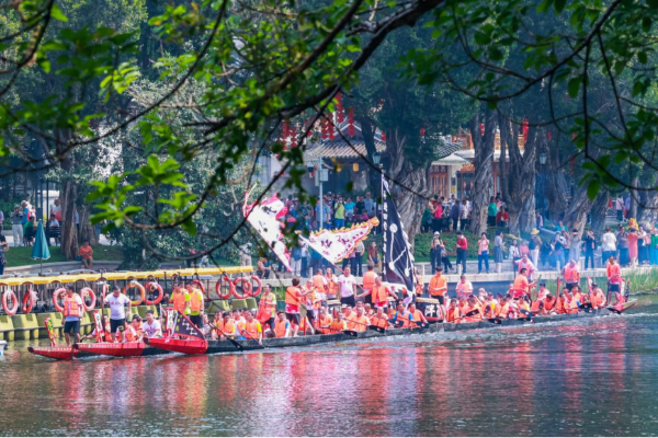 Pantang Village of Guangzhou’s Liwan holds the dragon boat awakening ceremony