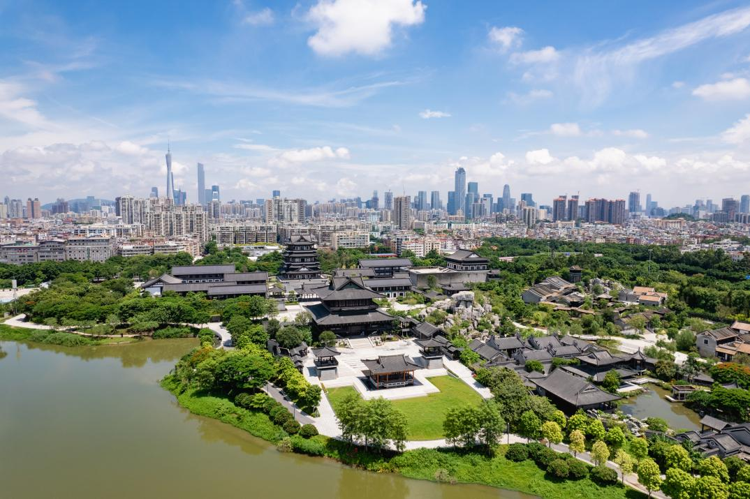 1-1.广州市文化馆全景航拍图.png